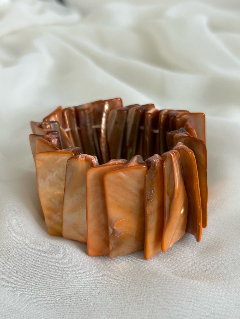 Vintage Natural Shell Panel Stretch Bracelet – Marbled Amber Tones